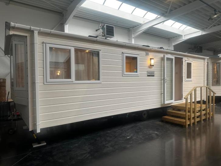 STOCK LUXUEUZE COMPACTE HAVANNA 850X315/2 MET ZETELBED, Caravans en Kamperen, Stacaravans, tot en met 6, Ophalen