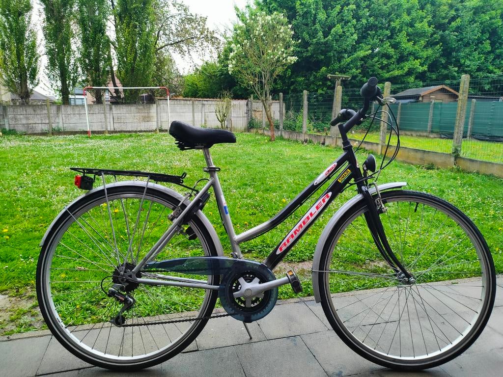 Vélo pour femme, vélo pour fille, vélo d'étudiant, vélo de v, Vélos & Vélomoteurs, Autres marques, Comme neuf, Enlèvement, 28 pouces