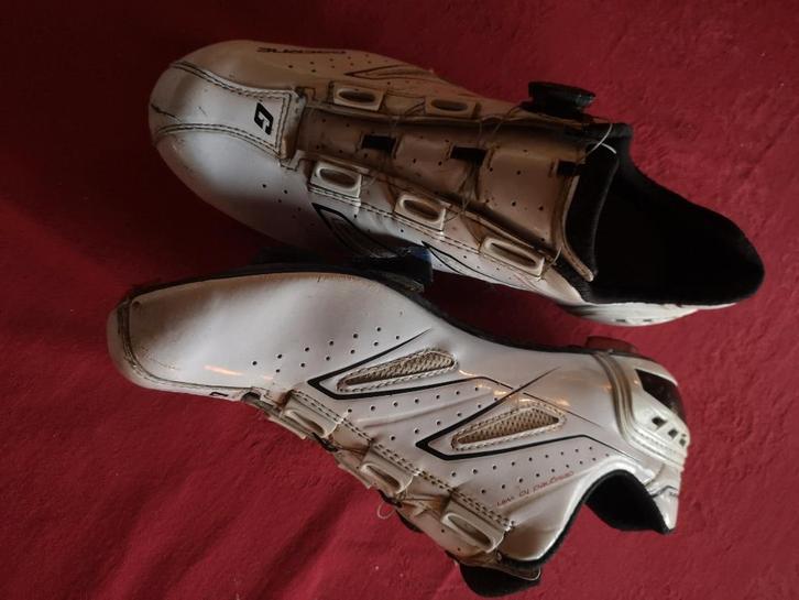 Gearne Race schoenen 44, Fietsen en Brommers, Fietsaccessoires | Fietskleding, Zo goed als nieuw, Schoenen, Overige maten, Ophalen