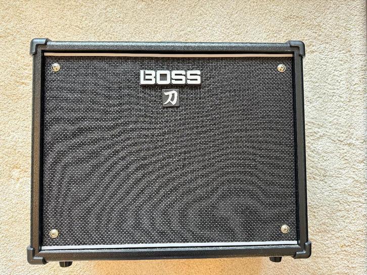 Boss Katana 50 W Mk 1, Musique & Instruments, Amplis | Basse & Guitare, Comme neuf, Guitare, 50 à 100 watts, Enlèvement