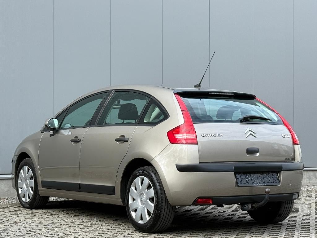 Citroen C4 1.6 HDi Cruise Dig.Airco Trekhaak, Voorwielaandrijving, Stof, 4 cilinders, Beige