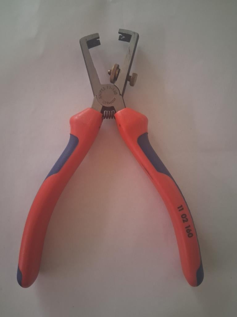 2 Nieuwe Knipex striptangen, Doe-het-zelf en Bouw, Ophalen of Verzenden, Nieuw