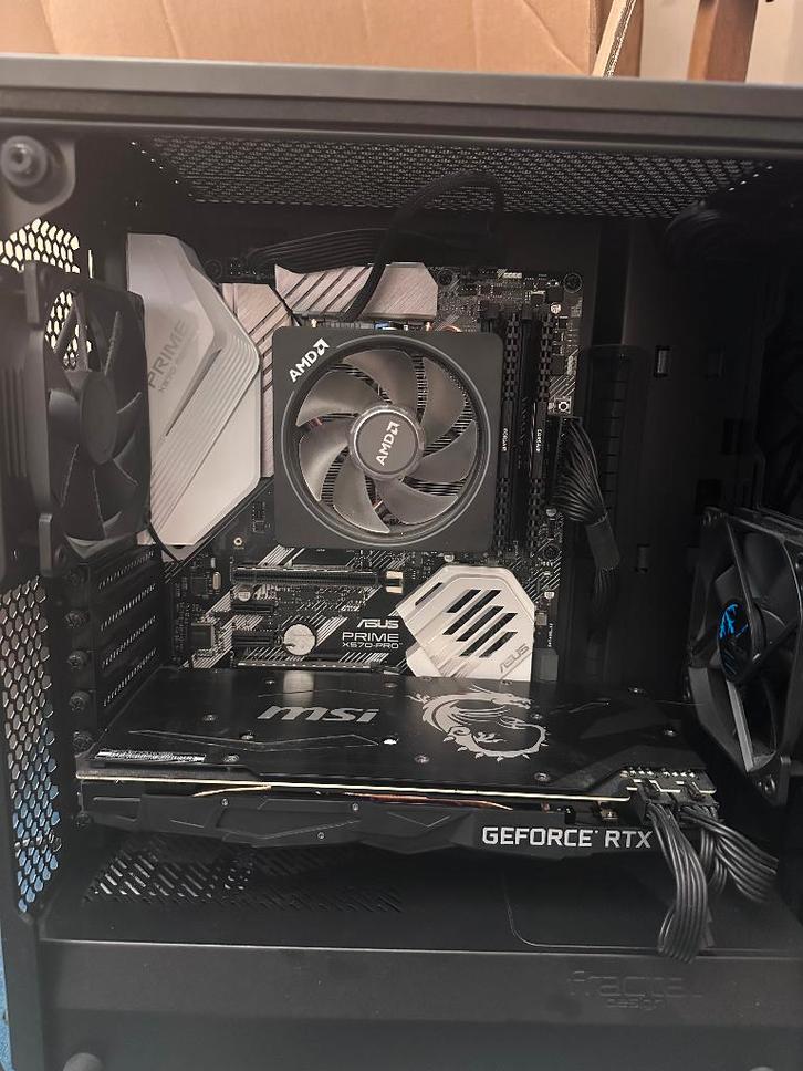 Gaming PC Ryzen 7 3700X RTX 2070 32GB RAM 500GB NVMe, Computers en Software, Desktop Pc's, Zo goed als nieuw, 4 Ghz of meer, SSD