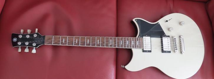 Yamaha Revstar RSS20 guitar with Gig Bag, Muziek en Instrumenten, Snaarinstrumenten | Gitaren | Elektrisch, Zo goed als nieuw