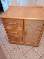 Commode vintage années 1970 en bambou et rotin tressé, Maison & Meubles, 3 ou 4 tiroirs, 25 à 50 cm, Tropical Mid-Century ou moderne italien