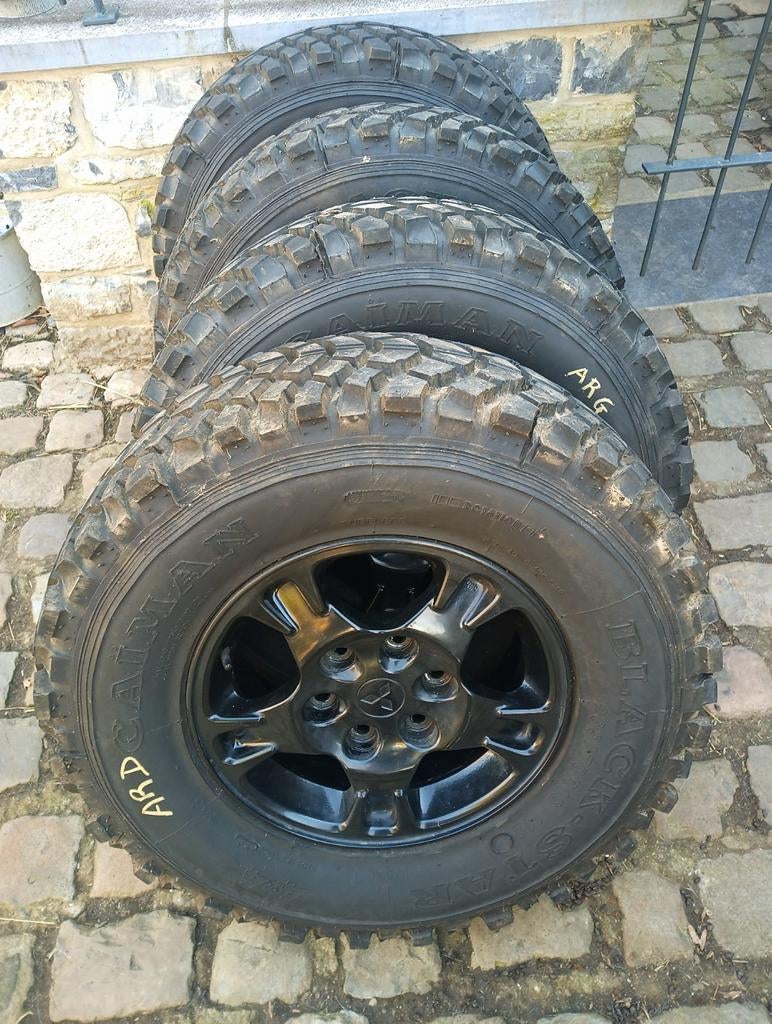 4X4 Black Star Kaiman banden gerold 1 winter voor, Auto diversen, Autosport-onderdelen, Ophalen