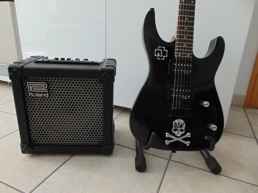 Jackson JS12 Dinky AH BLK + Roland Cube 20X versterker ., Ophalen, Nieuw