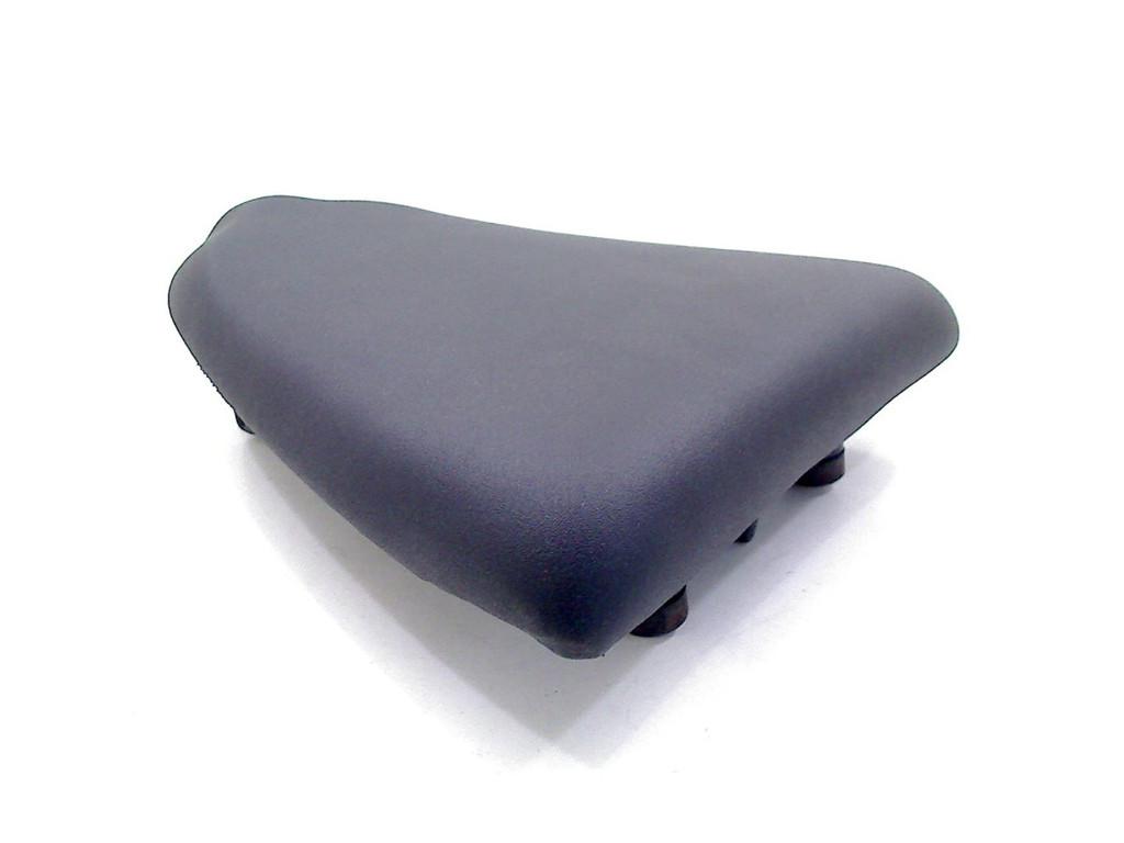 BUDDYSEAT ACHTER RSV 1000 R (+Factory) 2003-2005 (RSV1000), Dhr. S. di Majo, Gebruikt, Info@cama-motorparts.nl, P.J. Troelstraweg 8 8
3144 CX  MAASSLUIS, NL