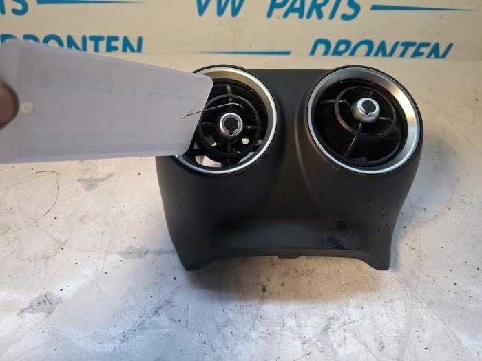 Grille d'aération arrière d'un Alfa Romeo Stelvio, -, 3 mois de garantie, Utilisé, Alfa Romeo