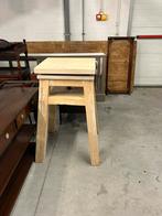 2 Tabourets / Tables d’appoint en bois pour jardin, Enlèvement, Comme neuf