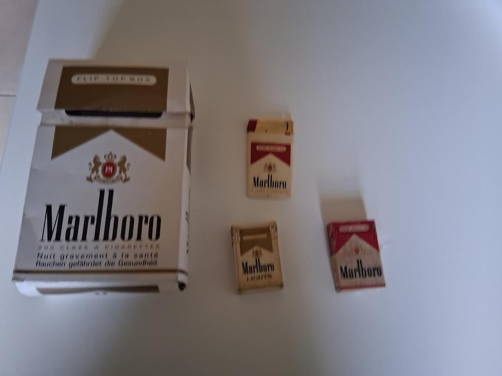 Aanstekers Marlboro, Verzamelen, Ophalen