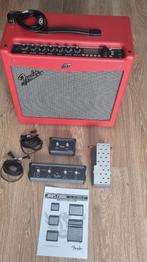 Ampli Fender Mustang III V2 + accessoires, Muziek en Instrumenten, Versterkers | Bas en Gitaar, Ophalen, Zo goed als nieuw, Gitaar