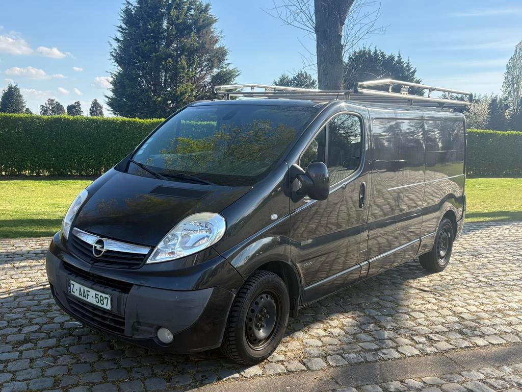 Opel Vivaro 2014 337.000km 2.0, Auto's, Opel, Euro 5, Bedrijf, Te koop, 3 zetels