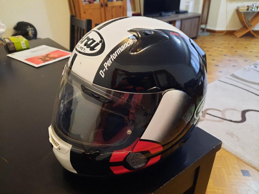 ARAI Helm  L, Motos, Vêtements | Casques de moto, Enlèvement, L, Hommes, Arai