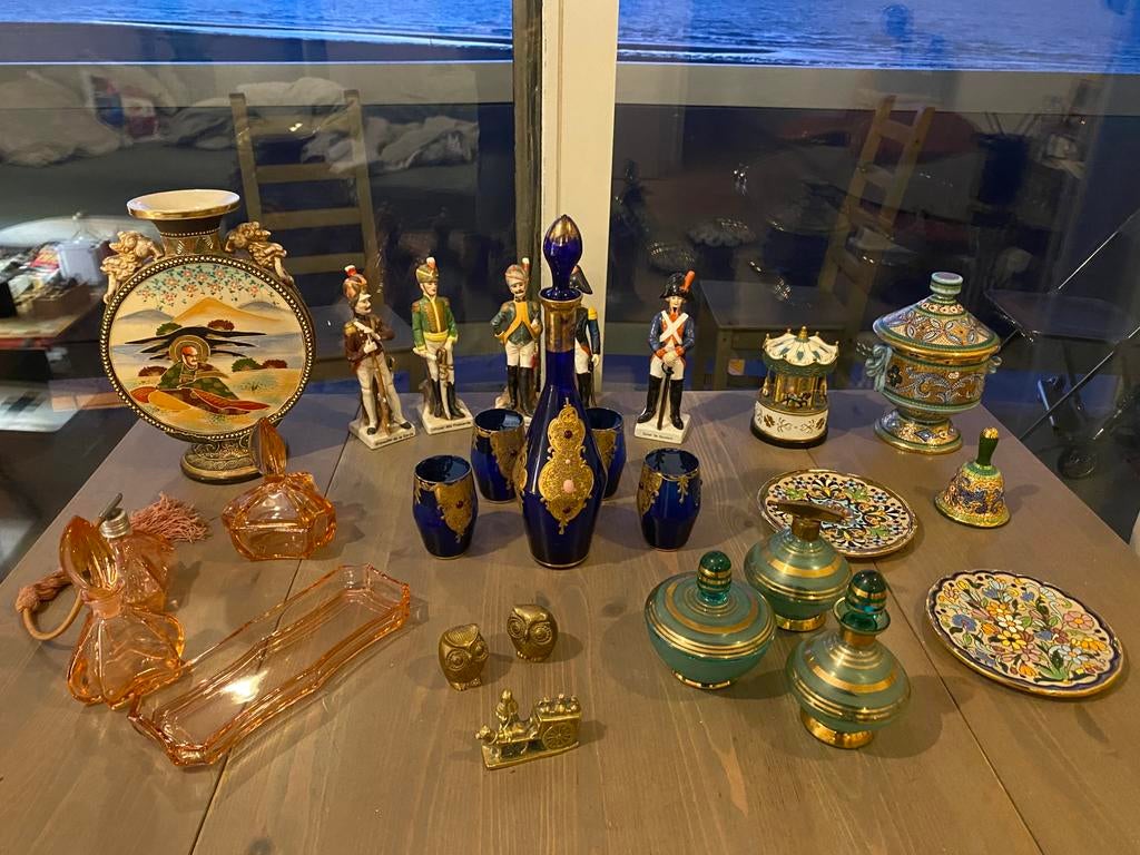 Antiquités,, Antiquités & Art, Enlèvement