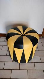 Schone vintage poef, Ophalen