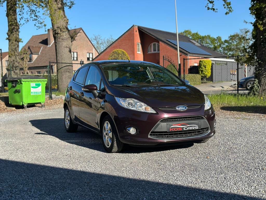 Ford Fiesta/1.6Tdci/2011/Titanium/1J Garantie, Voorwielaandrijving, Euro 5, Zwart, Leder