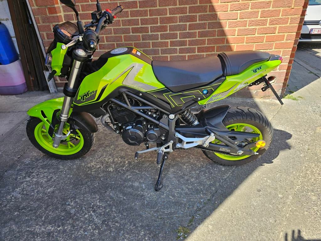 Benelli 125 TNT gloednieuw 1500 km, Ophalen