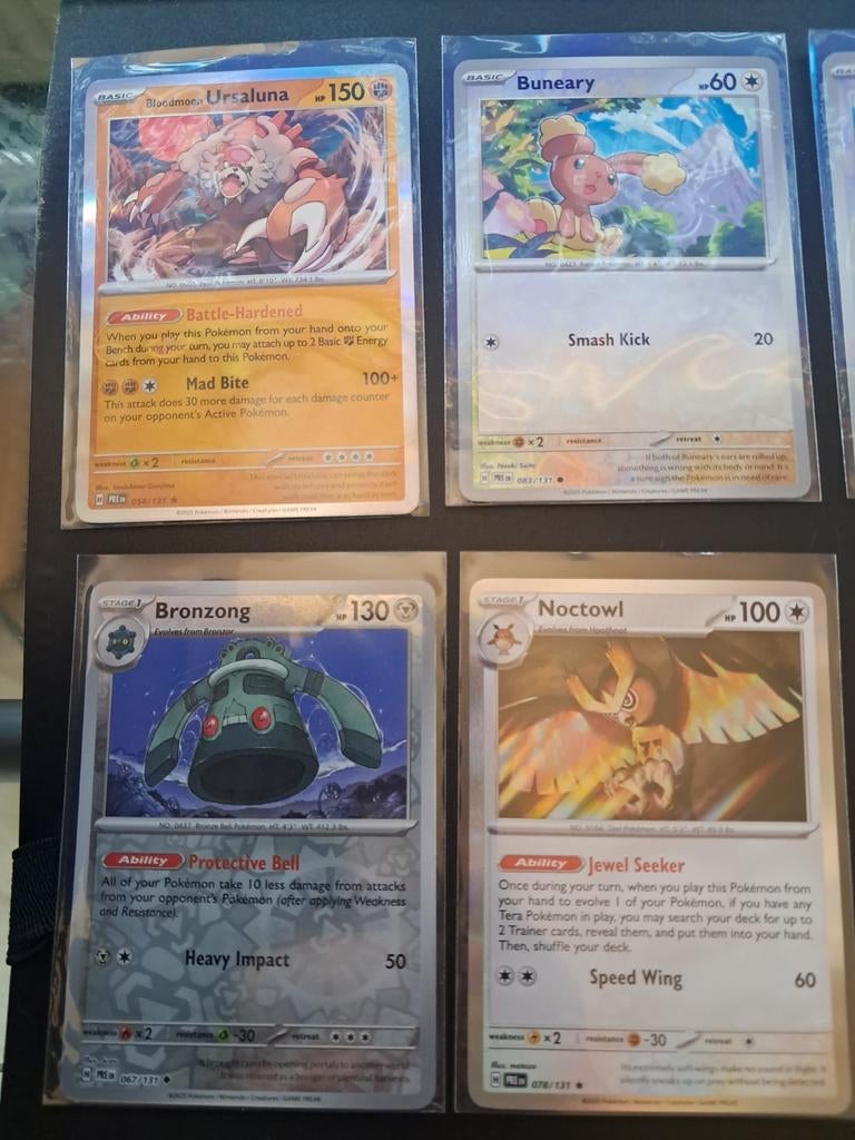 99 prismatic evolutions kaarten, Ophalen