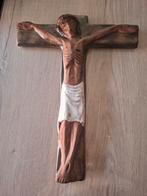 Kruisbeeld en Maria onder glazen stolp, Ophalen