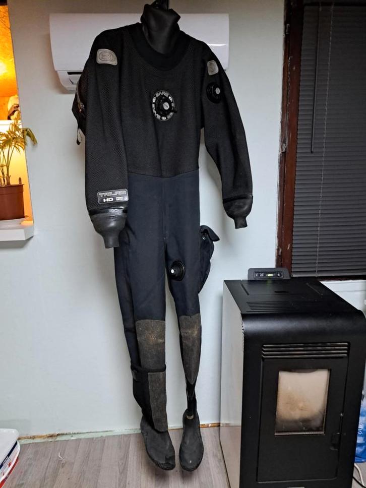 Combinaison étanche Bare, Sports nautiques & Bateaux, Plongée, Utilisé, Combinaison de plongée, Enlèvement