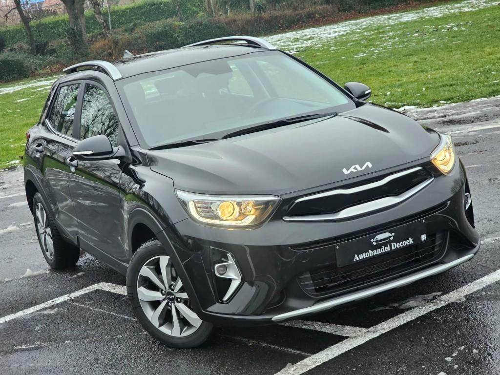 Kia Stonic 1.2 Essence Pulse | 2024 | CAMERA | LANE ASSIST, 1197 cm³, Achat, Phares entièrement LED, Euro 6