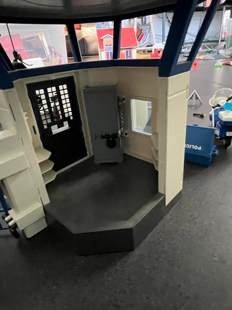 Playmobil politiekazerne, auto, helicopter, paard en kar…, Ophalen, Gebruikt, Complete set