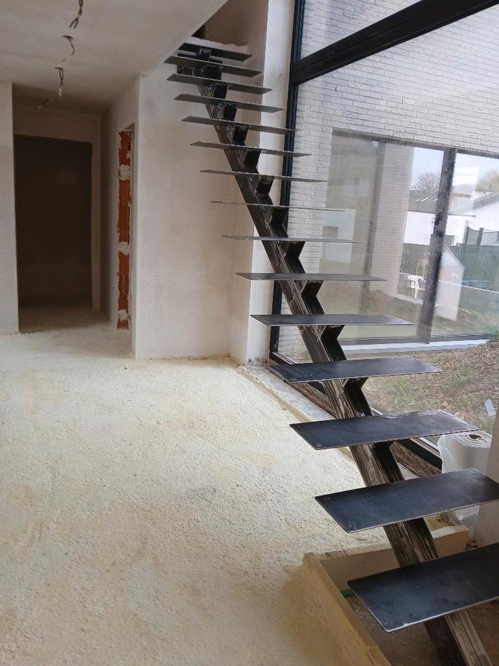 Escaliers, Doe-het-zelf en Bouw, Overige Doe-Het-Zelf en Bouw, Nieuw, Ophalen