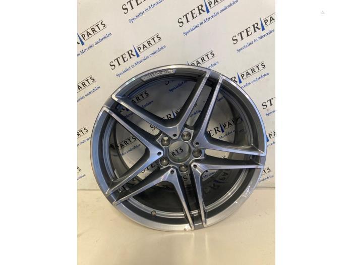 Velg van een Mercedes C-Klasse, Auto-onderdelen, Banden en Velgen, Velg(en), Personenwagen, Gebruikt, 3 maanden garantie, Ophalen of Verzenden