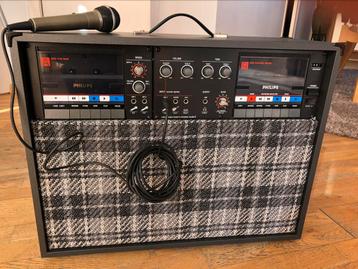 Amplificateur de karaoké avec 2 cassettes