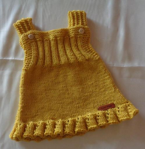 petit ensemble tricoté mains, Kinderen en Baby's, Babykleding | Maat 56, Nieuw, Meisje, Setje, Ophalen of Verzenden