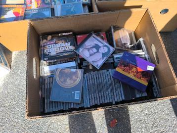 lot van 250-300 muziek CD... 50 eur beschikbaar voor biedingen