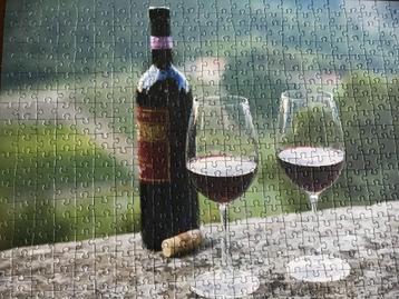 leg puzzel  van wijn en sangiovese druiven beschikbaar voor biedingen