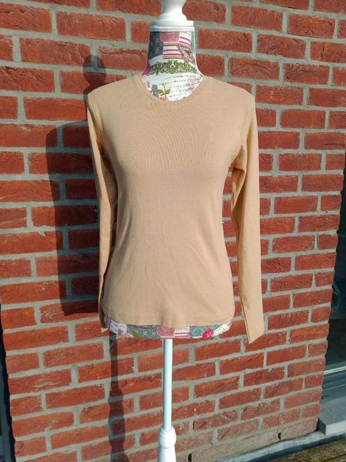 30 Beige t-shirt met lange mouwen (unisex), Kleding | Heren, T-shirts, Zo goed als nieuw, Maat 52/54 (L), Beige, Ophalen of Verzenden