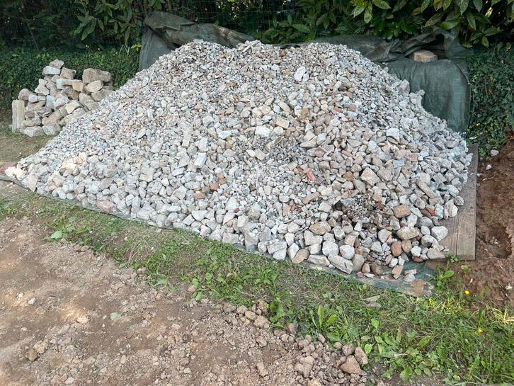 Béton Concassés/Bricaillons/Pierrailles/Briquaillons, Jardin & Terrasse, Gravier, Rochers & Caillasse, Utilisé, Autres types, Multi couleur