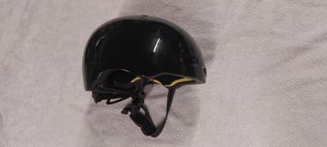 Nutcase Medium beschikbaar voor biedingen