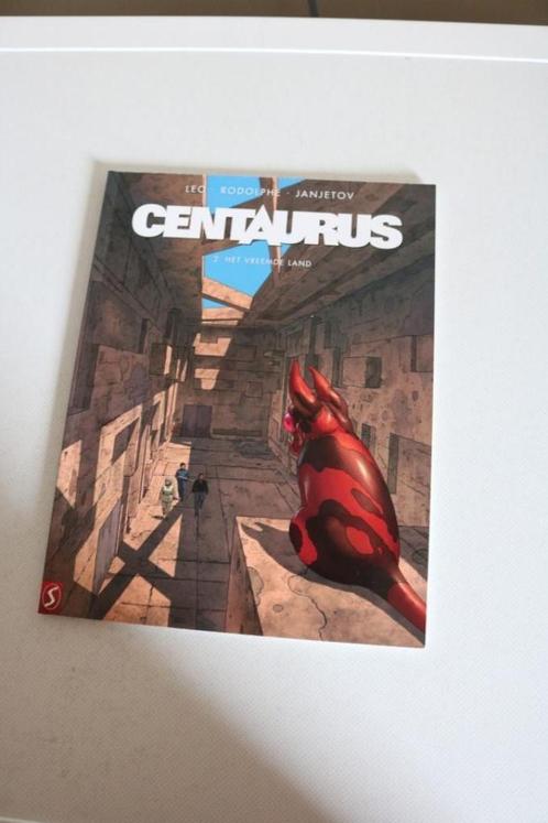 Centaures Nr 2 : Het vreemde land  - sc - 1e druk 2016, Boeken, Stripverhalen, Zo goed als nieuw, Eén stripboek, Ophalen of Verzenden