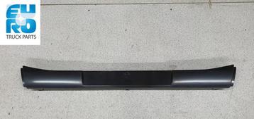 VOLVO FH4 BUMPER MIDDEN GLAD AFTERMARKET 82090733  beschikbaar voor biedingen