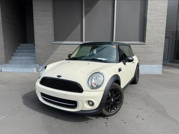 Mini Cooper ( Gekeurd Voor Verkoop + Onderhoud beschikbaar voor biedingen