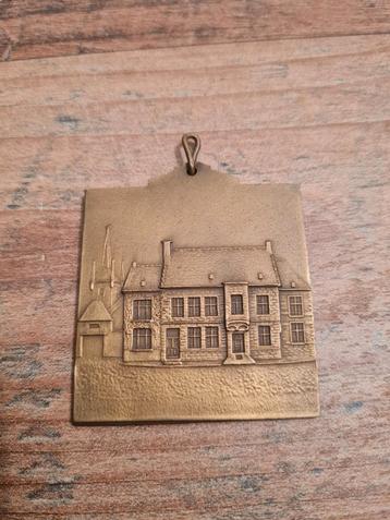 Chievres Breeding Syndicate Medal 1961 Grand Feu emailles beschikbaar voor biedingen