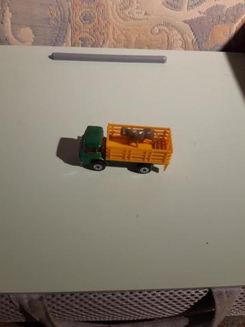 Modelauto Matchbox vrachtwagen beschikbaar voor biedingen