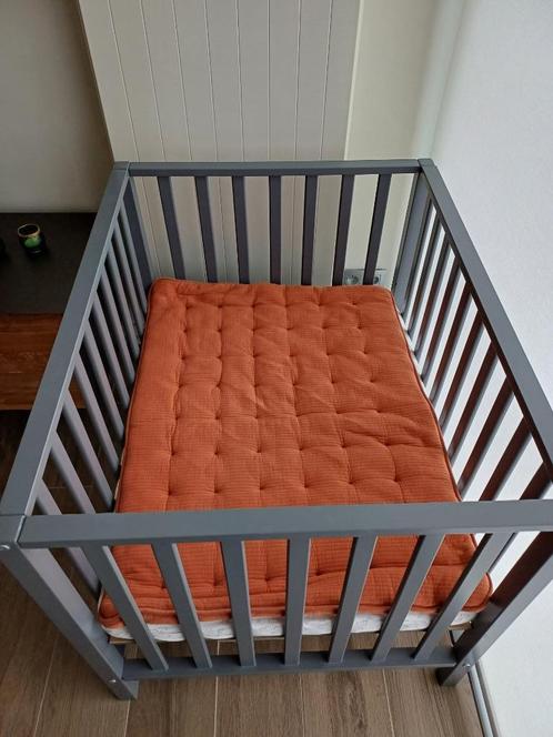 Babypark met parklegger, Kinderen en Baby's, Babyparken, Gebruikt, Rechthoekig, In hoogte verstelbaar, Boxkleed, Wieltjes, Ophalen