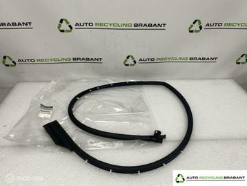 Portierrubber Links Achter Dacia Duster 2 NIEUW 828354284R