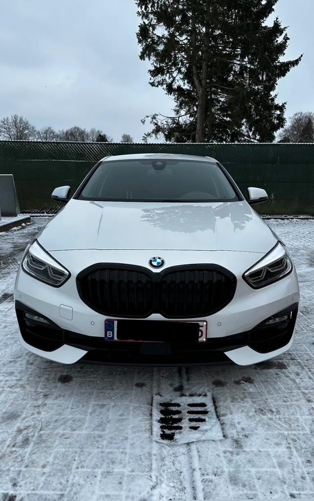 BMW 116i aut. Sport Line, Auto's, BMW, Particulier, 1 Reeks, ABS, Benzine, Euro 6, Automaat, Wit, Leder en Stof, Ophalen