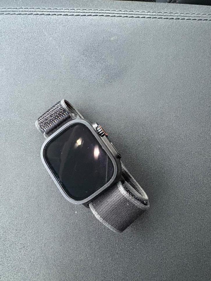 Apple Watch Ultra 2 -4G- 49mm, Handtassen en Accessoires, Sporthorloges, Zo goed als nieuw, iOS, Zwart, Afstand, Calorieverbanding