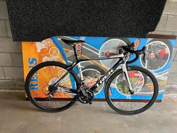 Trek koersfiets met Carbon wielen, Fietsen en Brommers, Ophalen of Verzenden, Zo goed als nieuw, Carbon