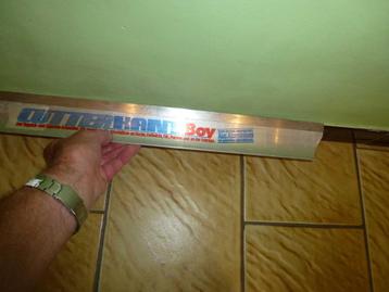 cutter KANT Boy pose papier peint beschikbaar voor biedingen
