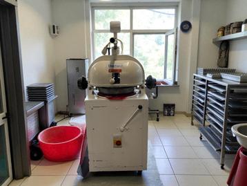 Eberhardt Piccolo opboller, deegverdeler beschikbaar voor biedingen