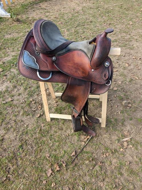Crates western showzadel, Dieren en Toebehoren, Paarden en Pony's | Zadels, Gebruikt, Western, Ophalen