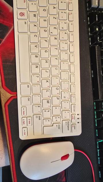 Raspberry PI 400 (RPI400) beschikbaar voor biedingen